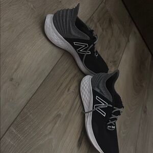 New Balance Men's Black Running Shoes